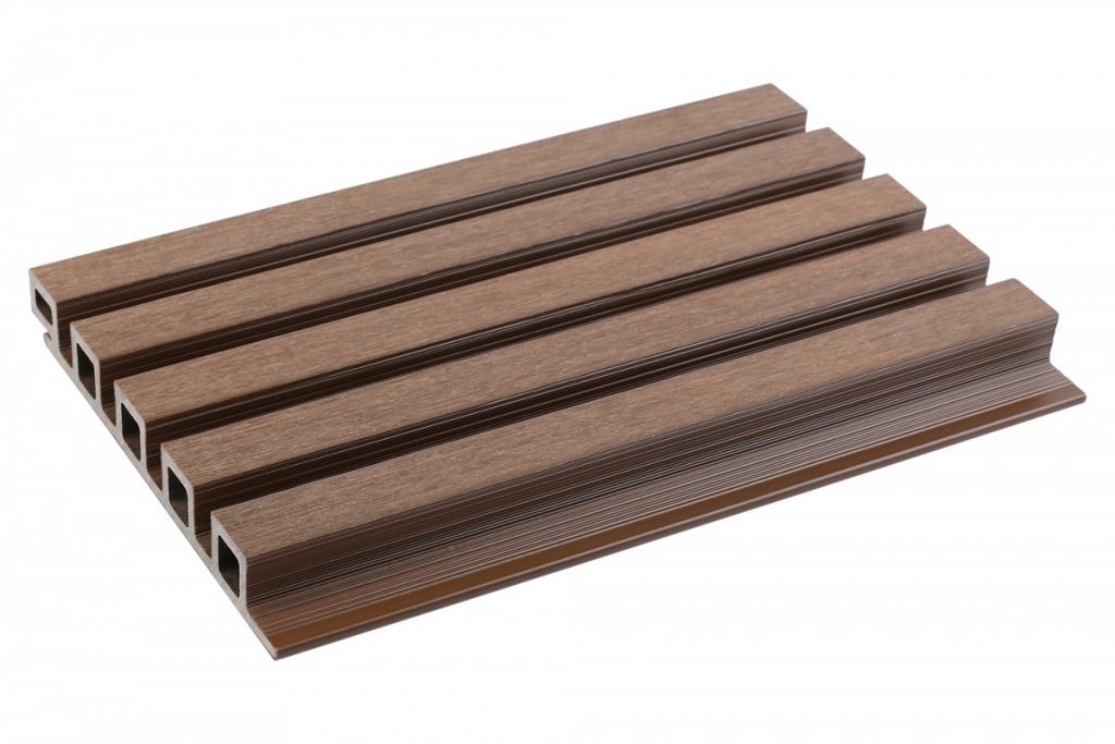 NewTechWood Castellation Cladding 196x25x4880